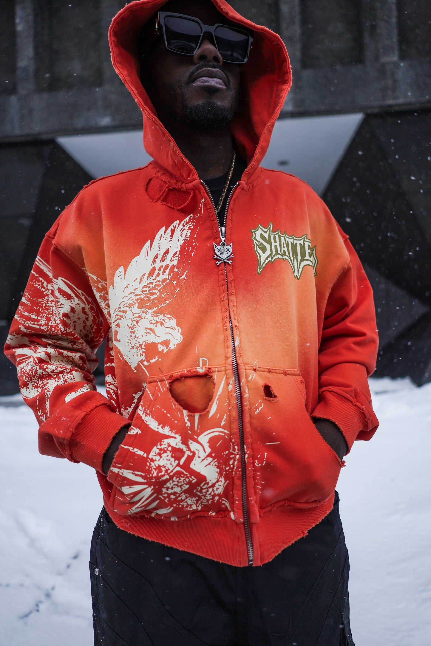 CATCHING FEELINGS HOODIE | ORANGE