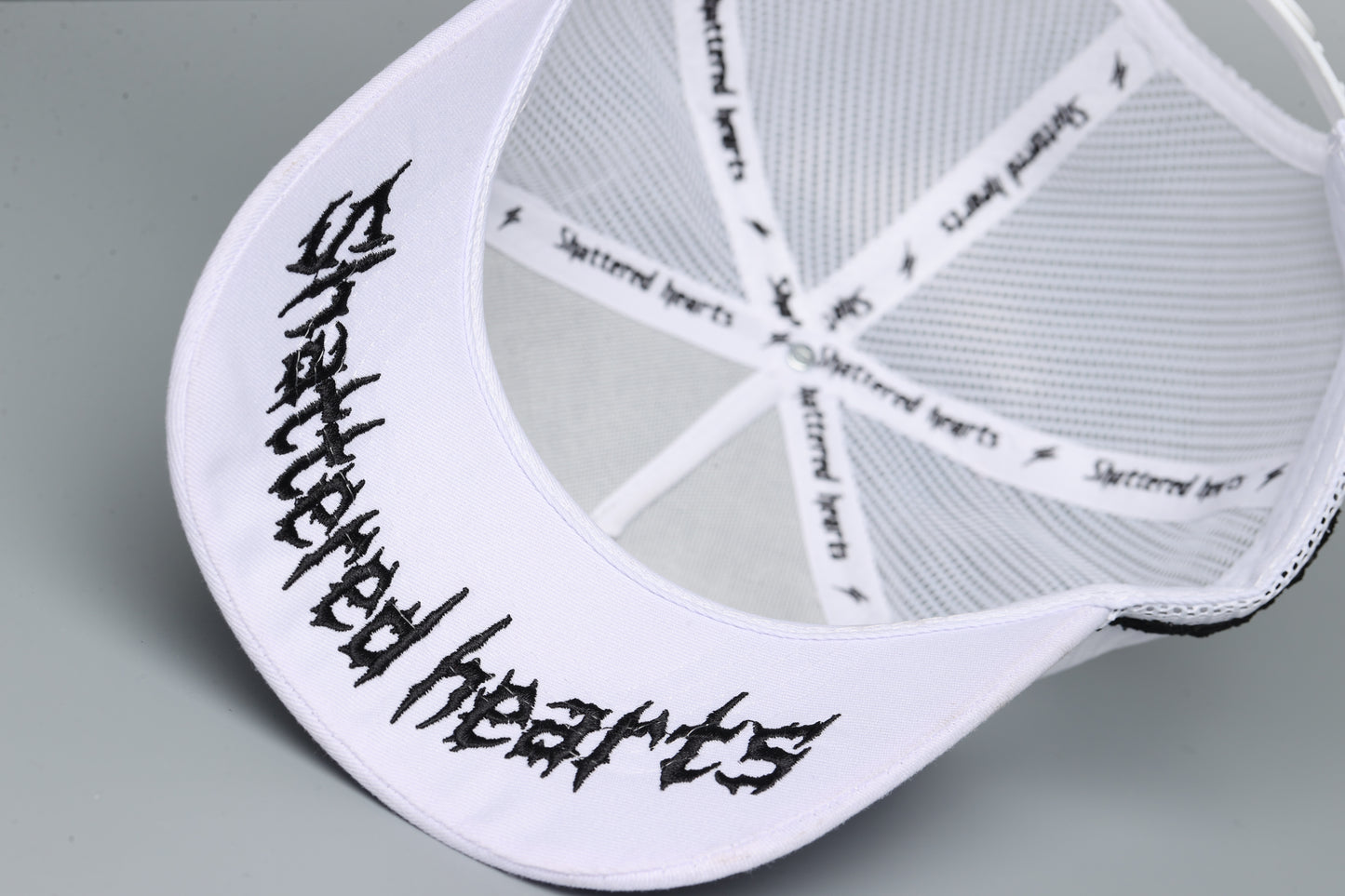 STUCK HAT | WHITE
