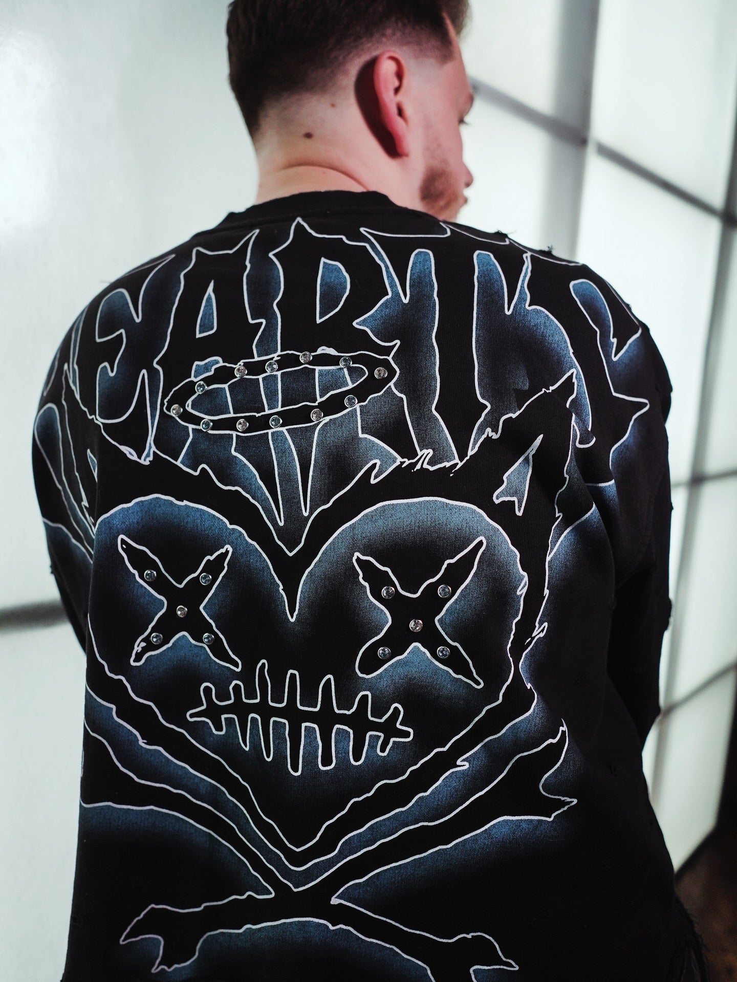 SHATTERED LOGO SWEATER | BLACK