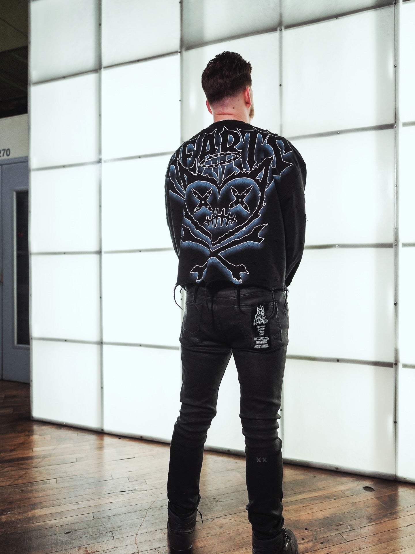 SHATTERED LOGO SWEATER | BLACK