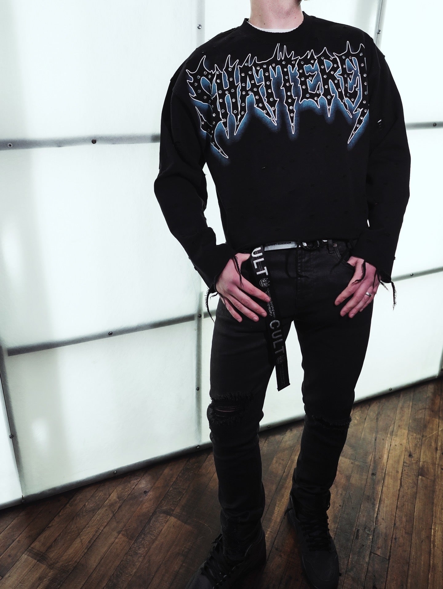 SHATTERED LOGO SWEATER | BLACK