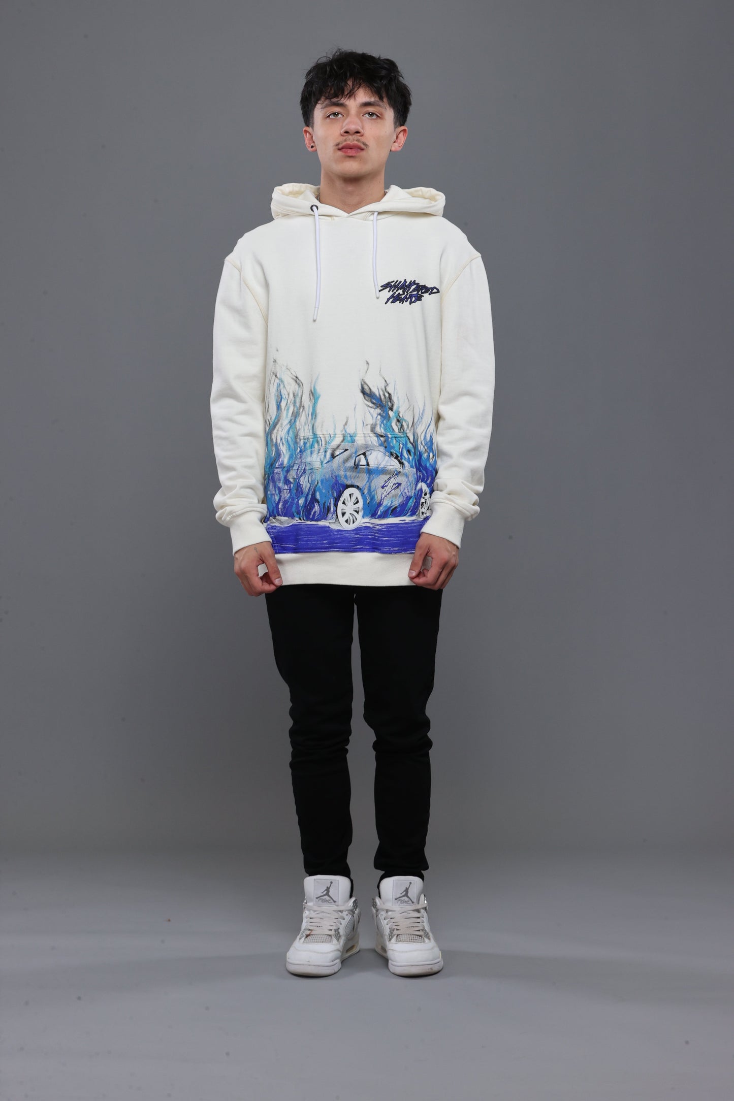 PAVEMENT HOODIE | WHITE